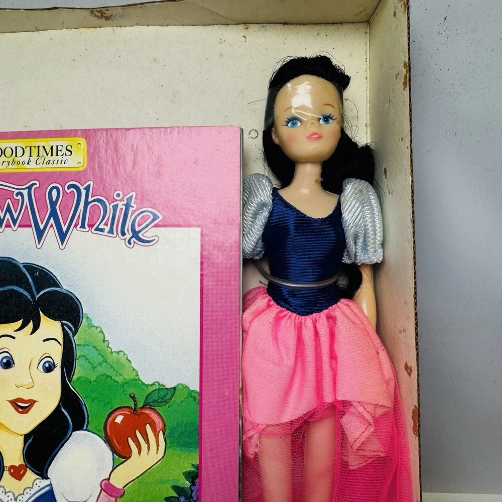 Vintage Snow White‎ Storybook Gift Pack Doll Read-A-Long Audio Cassette Book Set